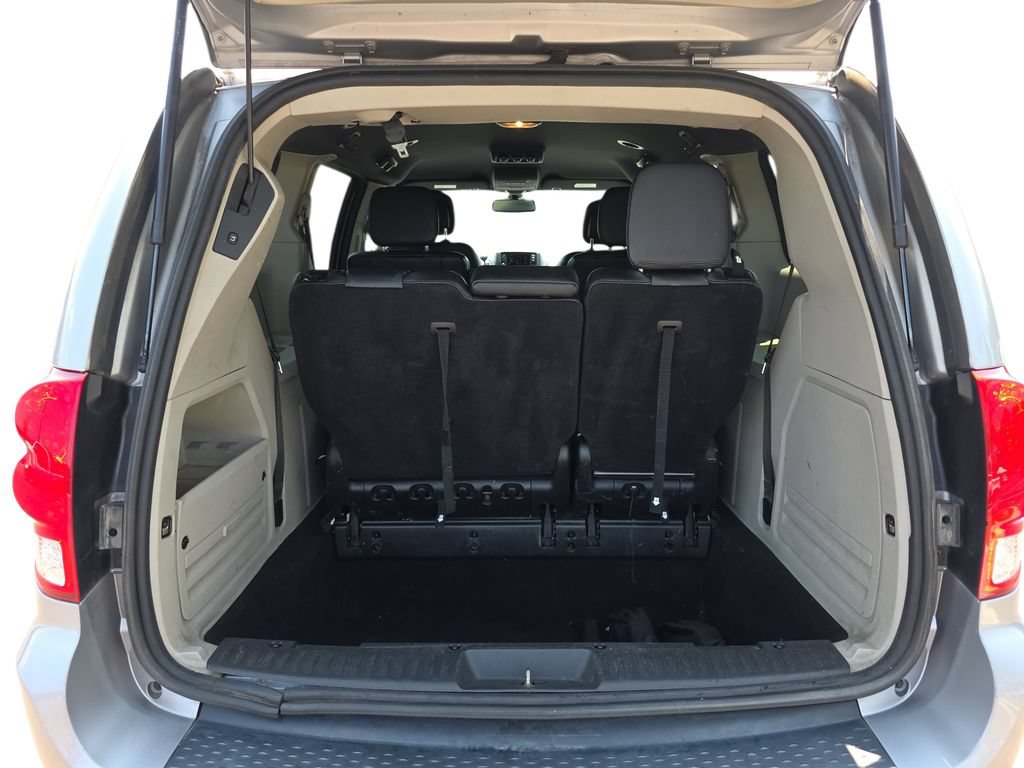 Used 2019 Dodge Grand Caravan SXT FWD image 29