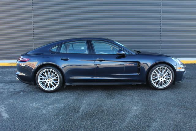 Used 2019 Porsche Panamera 4 image 9