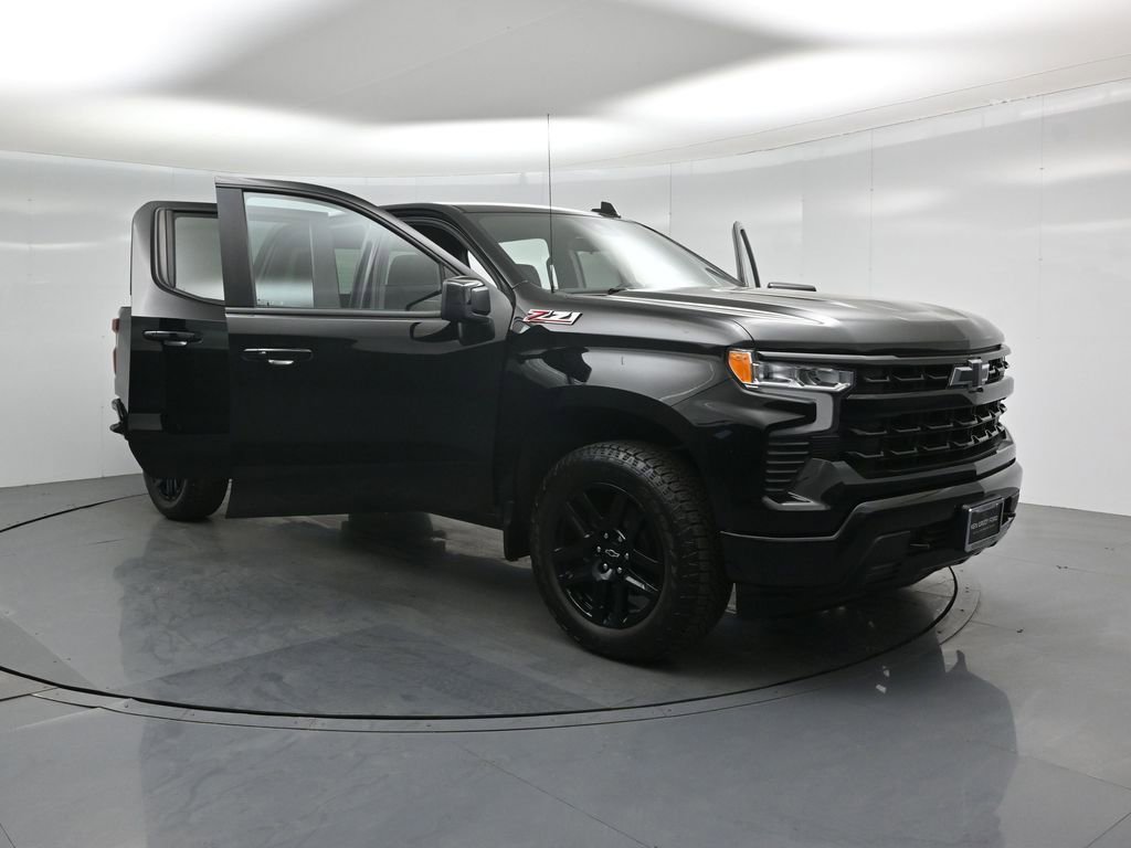 Used 2024 Chevrolet Silverado 1500 RST w/ Z71 Off-Road Package image 34
