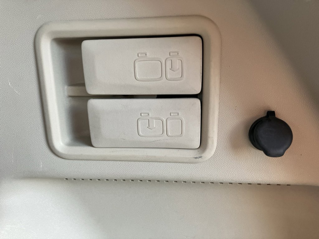 Used 2019 GMC Terrain Denali w/ Advanced Safety Package image 32