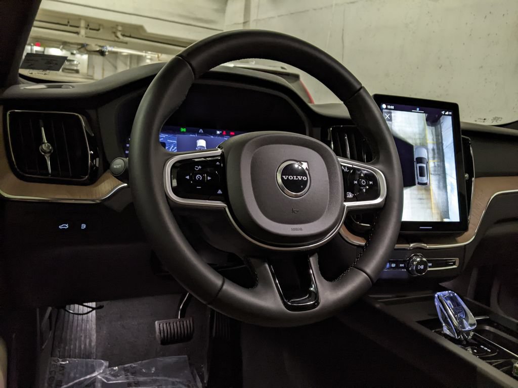 New 2026 Volvo XC60 T8 Plus w/ Protection Package Premier AWD/4WD image 14