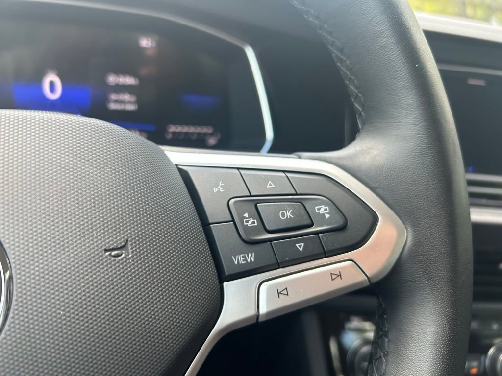 Used 2023 Volkswagen Jetta SE image 21