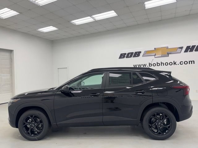 Used 2026 Chevrolet Trax LT w/ Driver Confidence Package FWD image 8