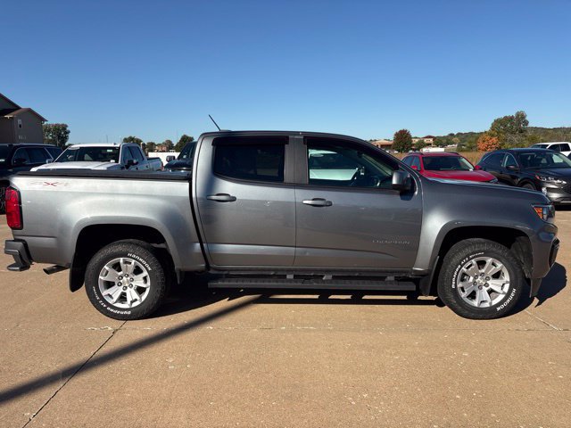 Used 2022 Chevrolet Colorado LT w/ Luxury Package AWD/4WD image 2