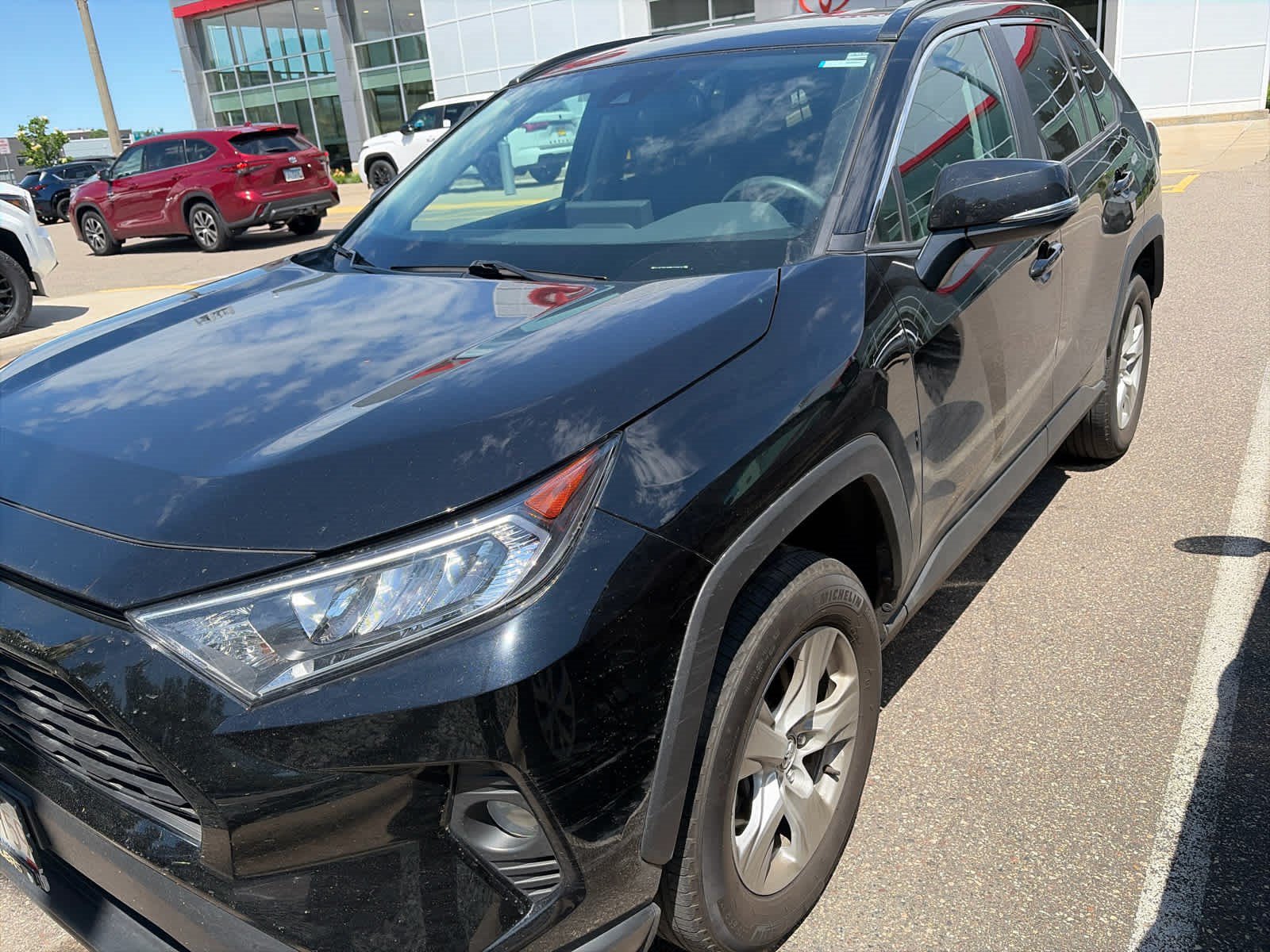 Certified 2021 Toyota RAV4 XLE AWD/4WD image 3