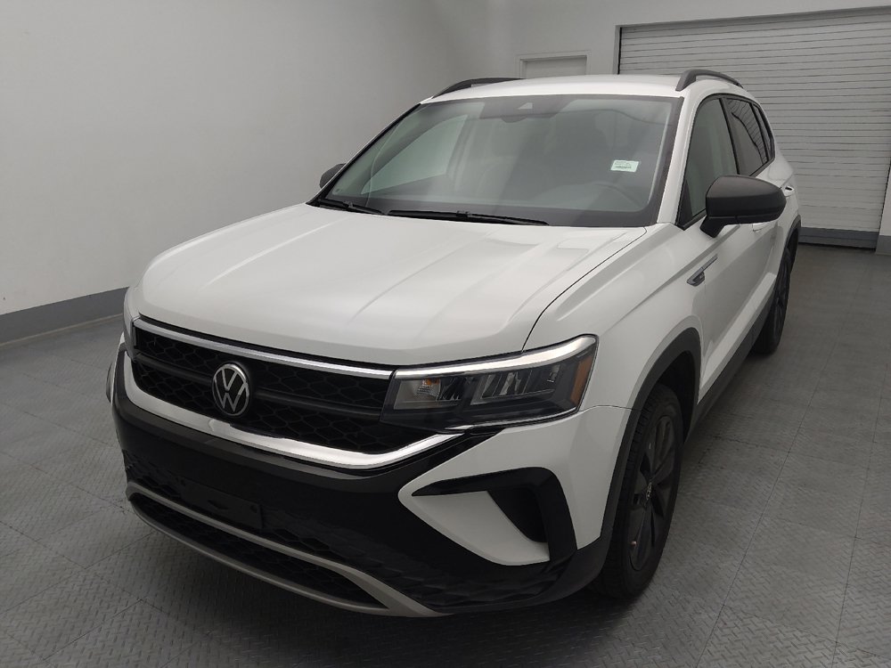 Used 2024 Volkswagen Taos S w/ MDO Package FWD image 15