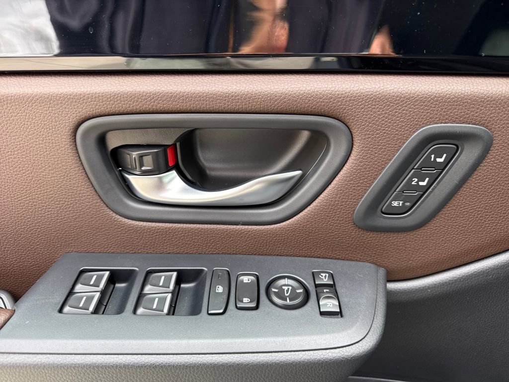 New 2026 Honda Pilot TrailSport image 13