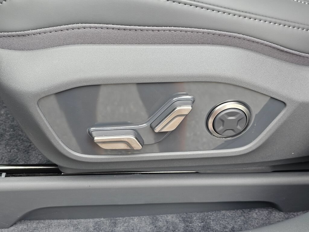 New 2026 Kia EV9 Wind AWD/4WD image 35