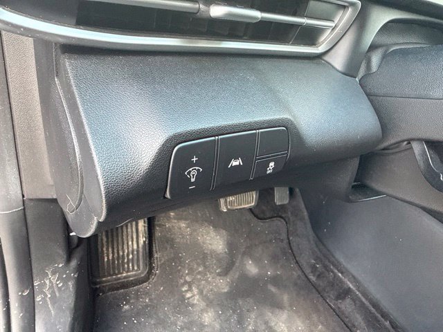 Used 2022 Hyundai Elantra SEL FWD image 17