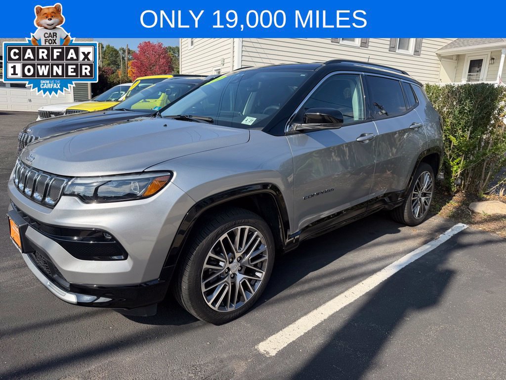 Used 2022 Jeep Compass Limited w/ Elite Group AWD/4WD image 2