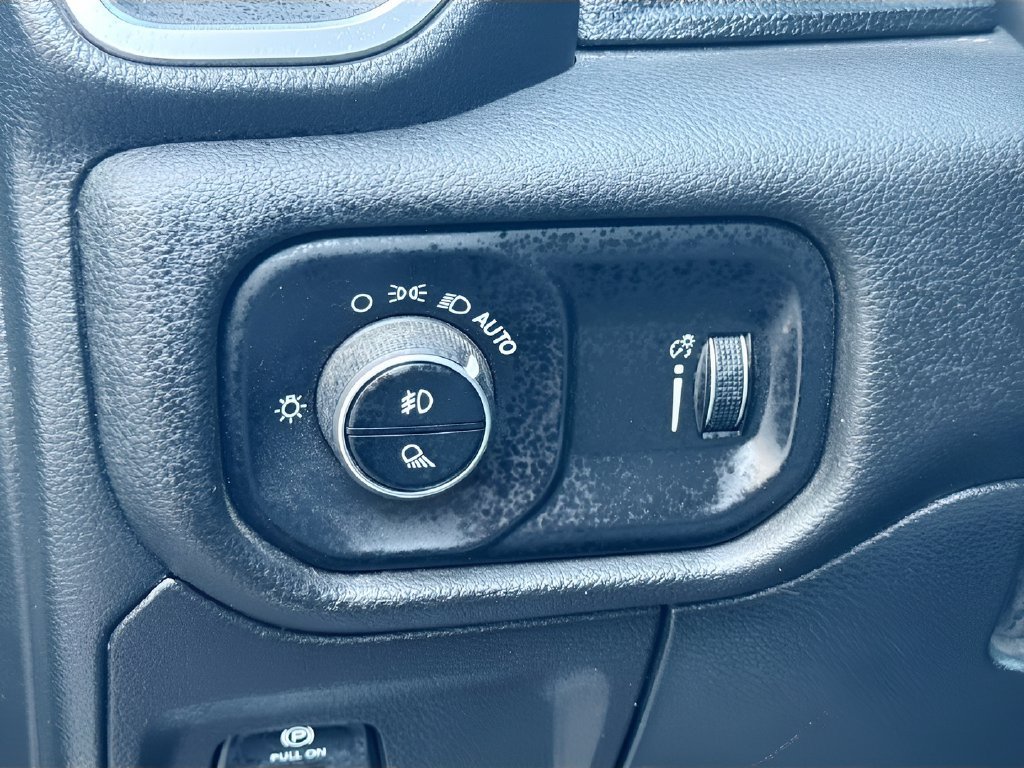Used 2024 RAM 1500 Big Horn AWD/4WD image 10