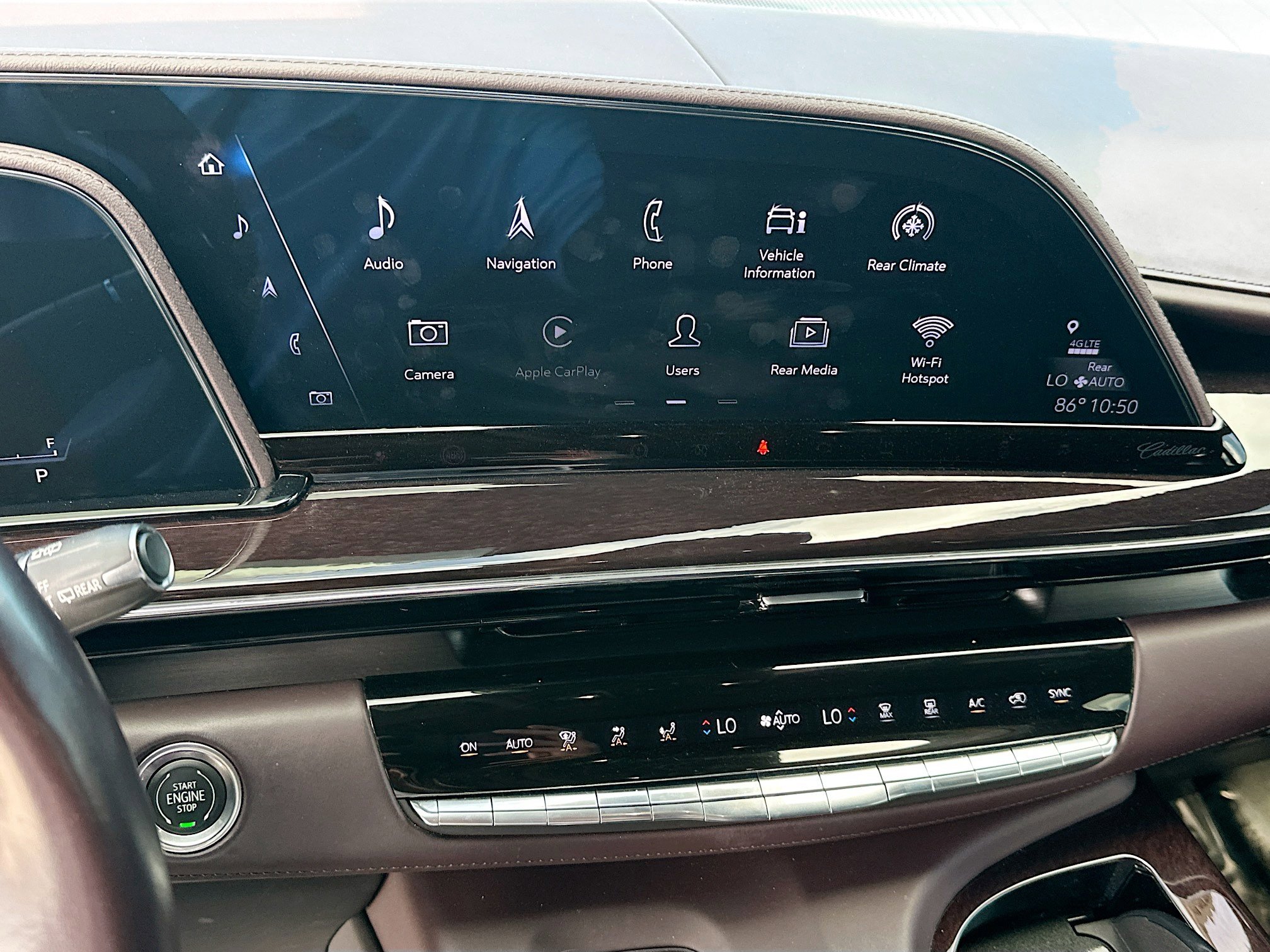 Used 2022 Cadillac Escalade ESV Sport Platinum w/ LPO, ONYX Package image 13