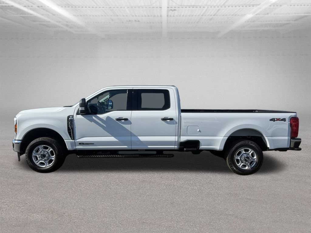 Certified 2025 Ford F350 XLT AWD/4WD image 12