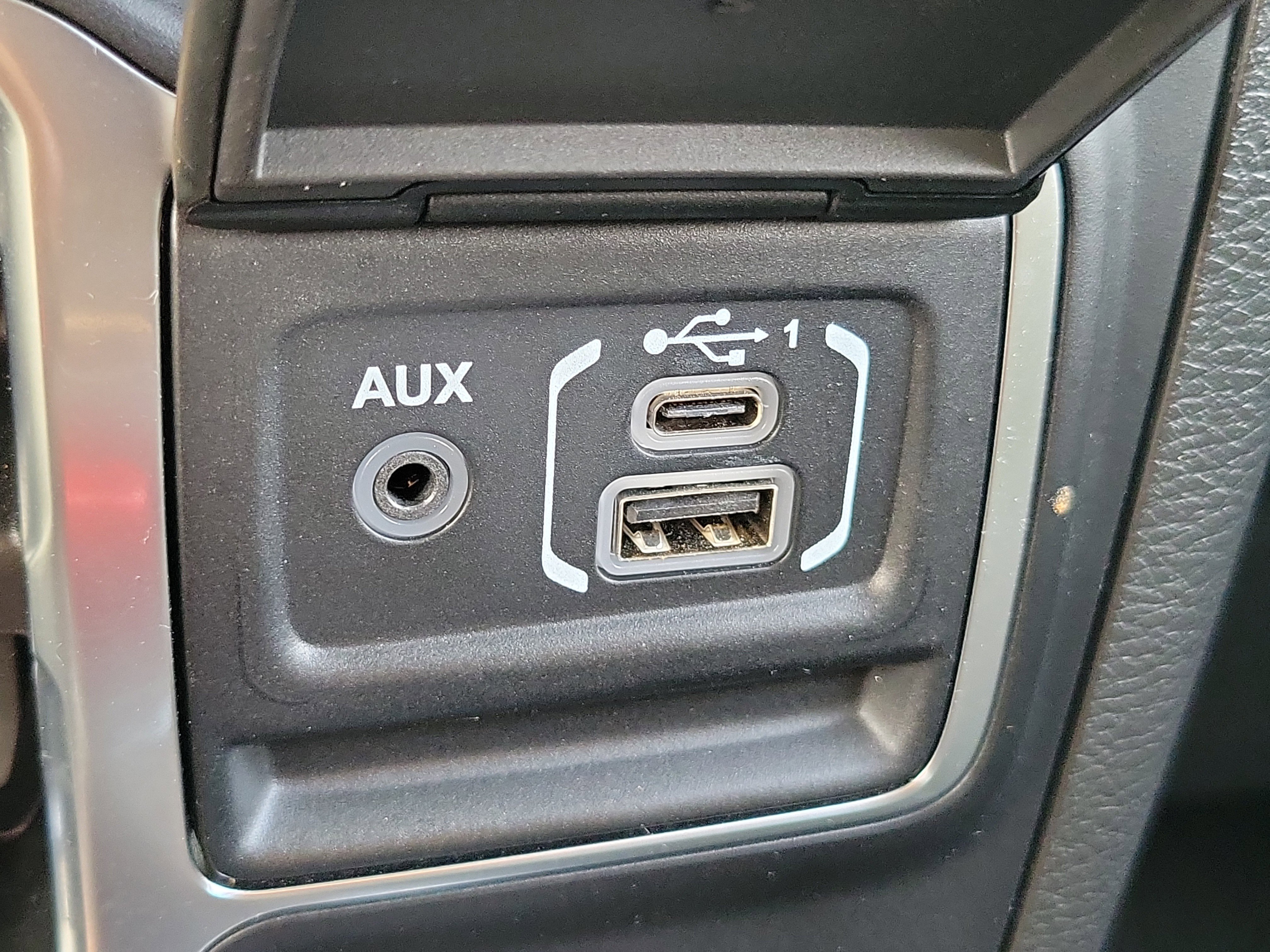 Used 2023 Jeep Gladiator Mojave w/ Trailer Tow Package image 24