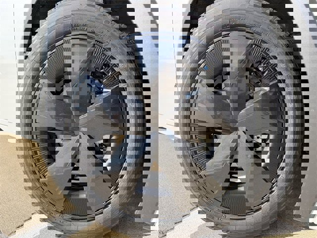 New 2026 Toyota Prius LE image 9