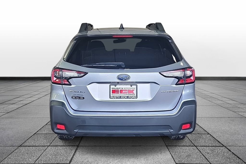 Used 2023 Subaru Outback Premium AWD/4WD image 6