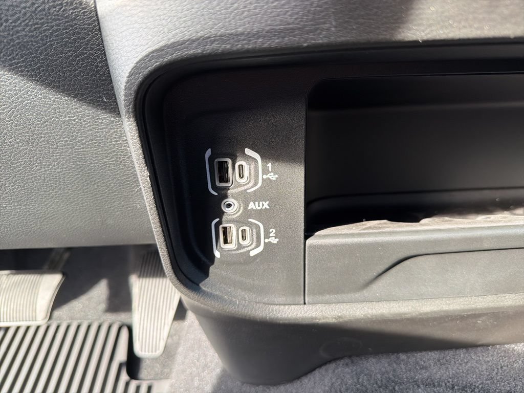 New 2026 RAM 3500 Tradesman AWD/4WD image 40