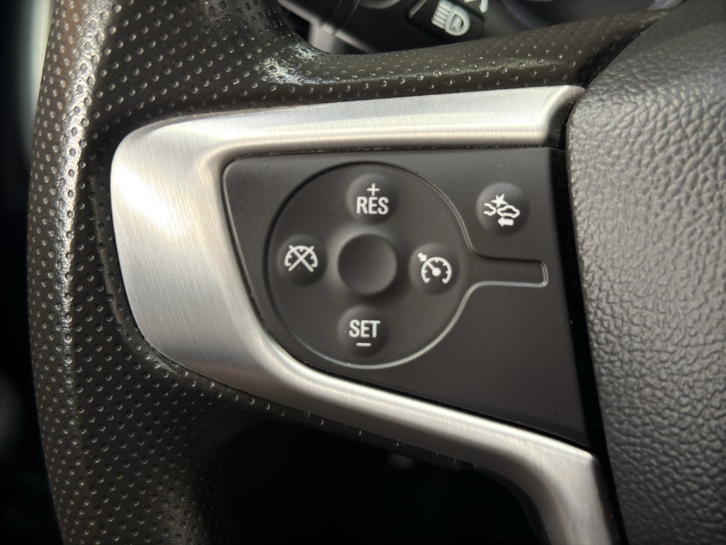 Used 2023 GMC Terrain SLE FWD image 21