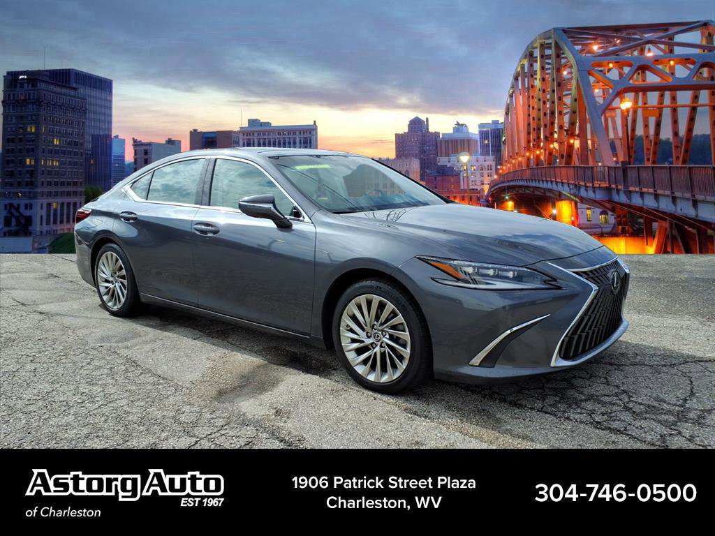 Used 2022 Lexus ES 350 Ultra Luxury w/ Accessory Package 2 FWD image 1