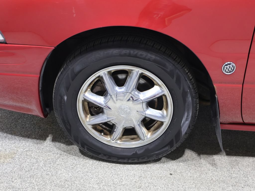 Used 2005 Buick Le Sabre Limited w/ Celebration Edition Package FWD image 8
