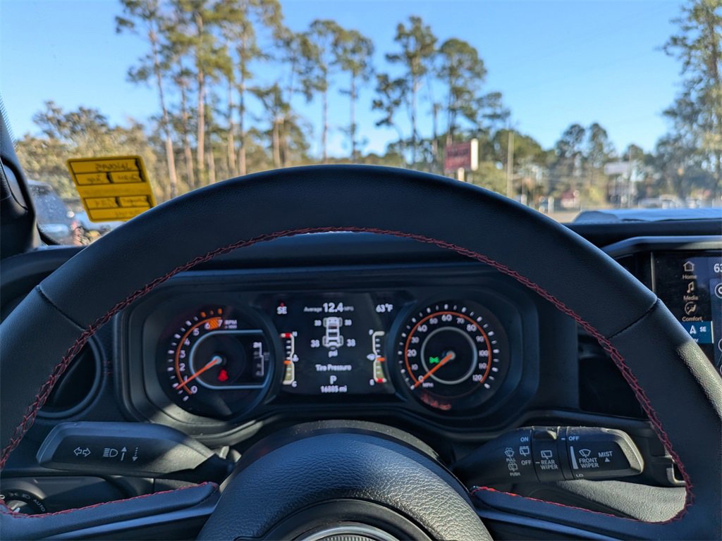 Used 2024 Jeep Wrangler Unlimited Rubicon image 32