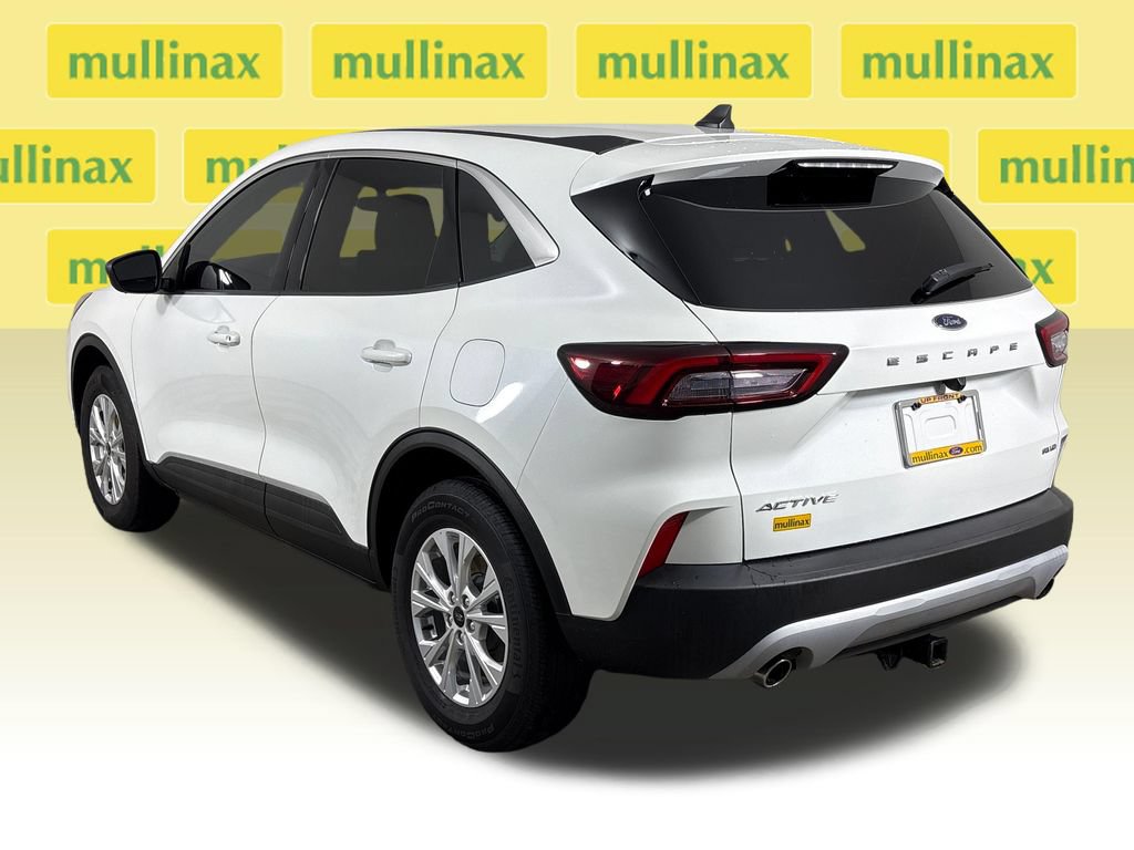 Certified 2023 Ford Escape Active AWD/4WD image 9