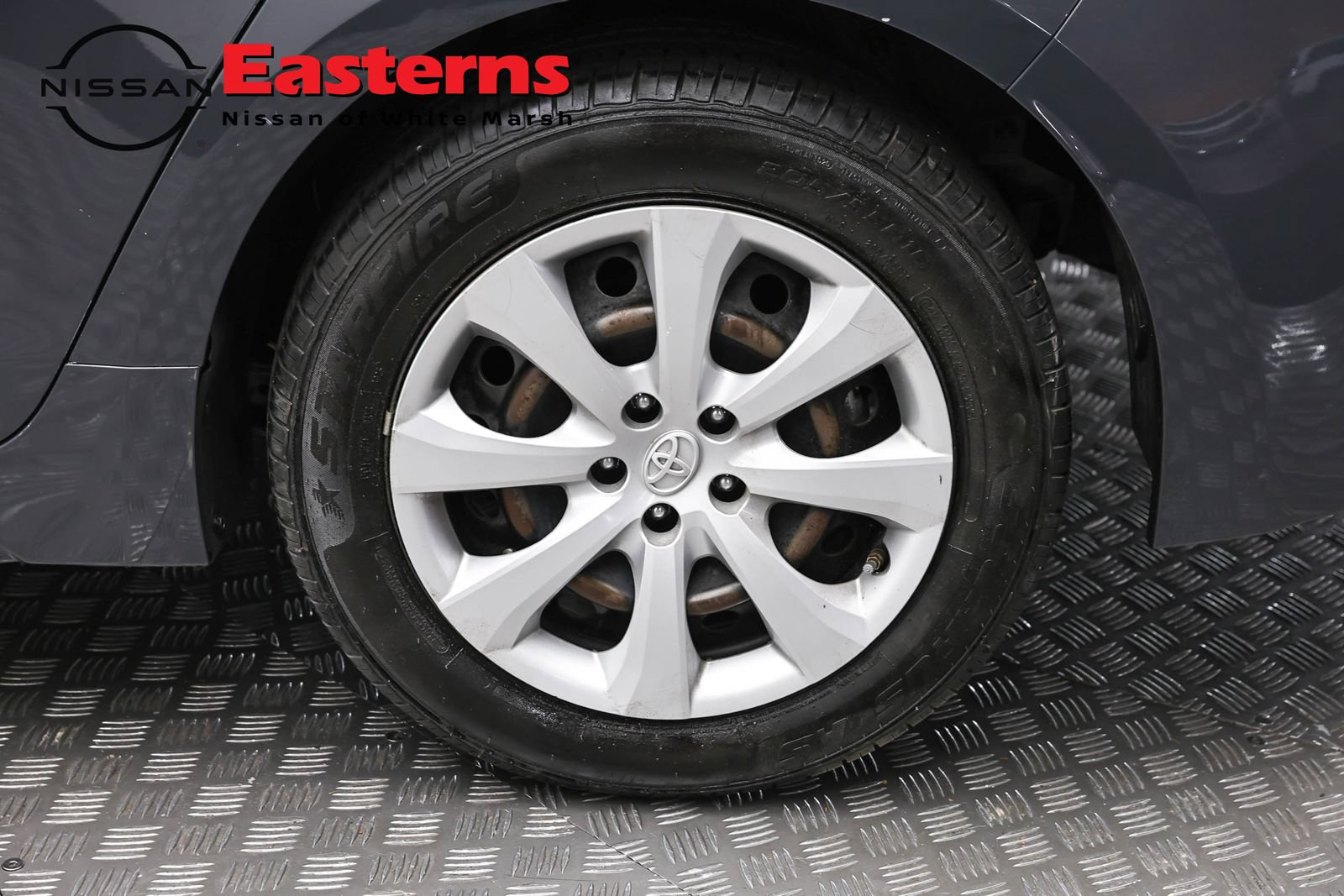 Used 2023 Toyota Corolla LE w/ Carpet Mat Package (TMS) FWD image 8