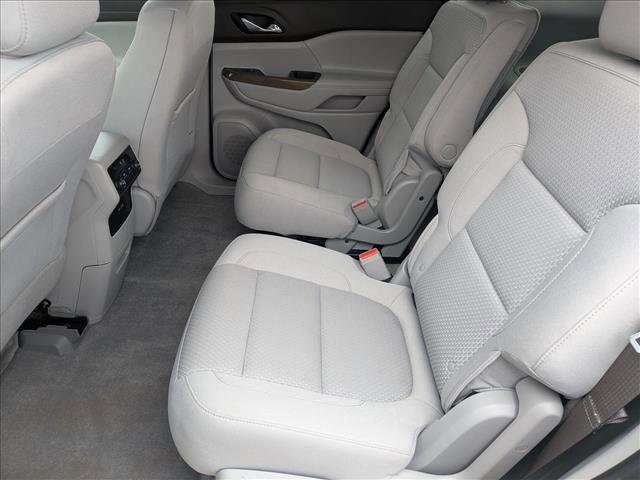 Used 2022 GMC Acadia SLE image 17