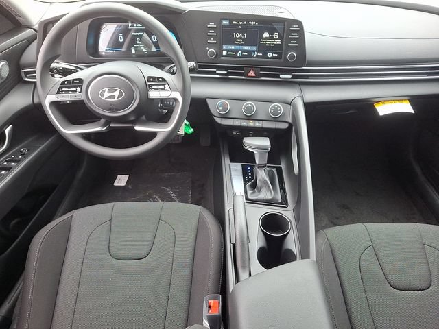 New 2026 Hyundai Elantra SE FWD image 10