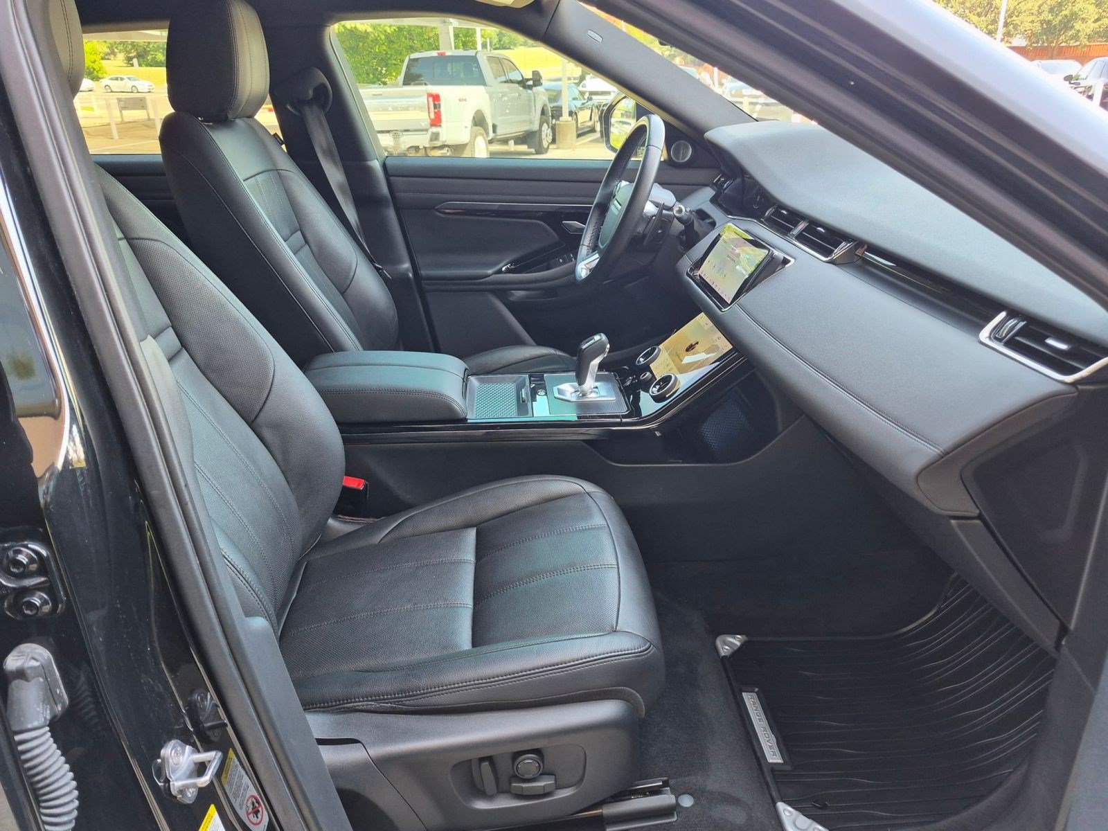 Used 2020 Land Rover Range Rover Evoque R-Dynamic SE AWD/4WD image 22