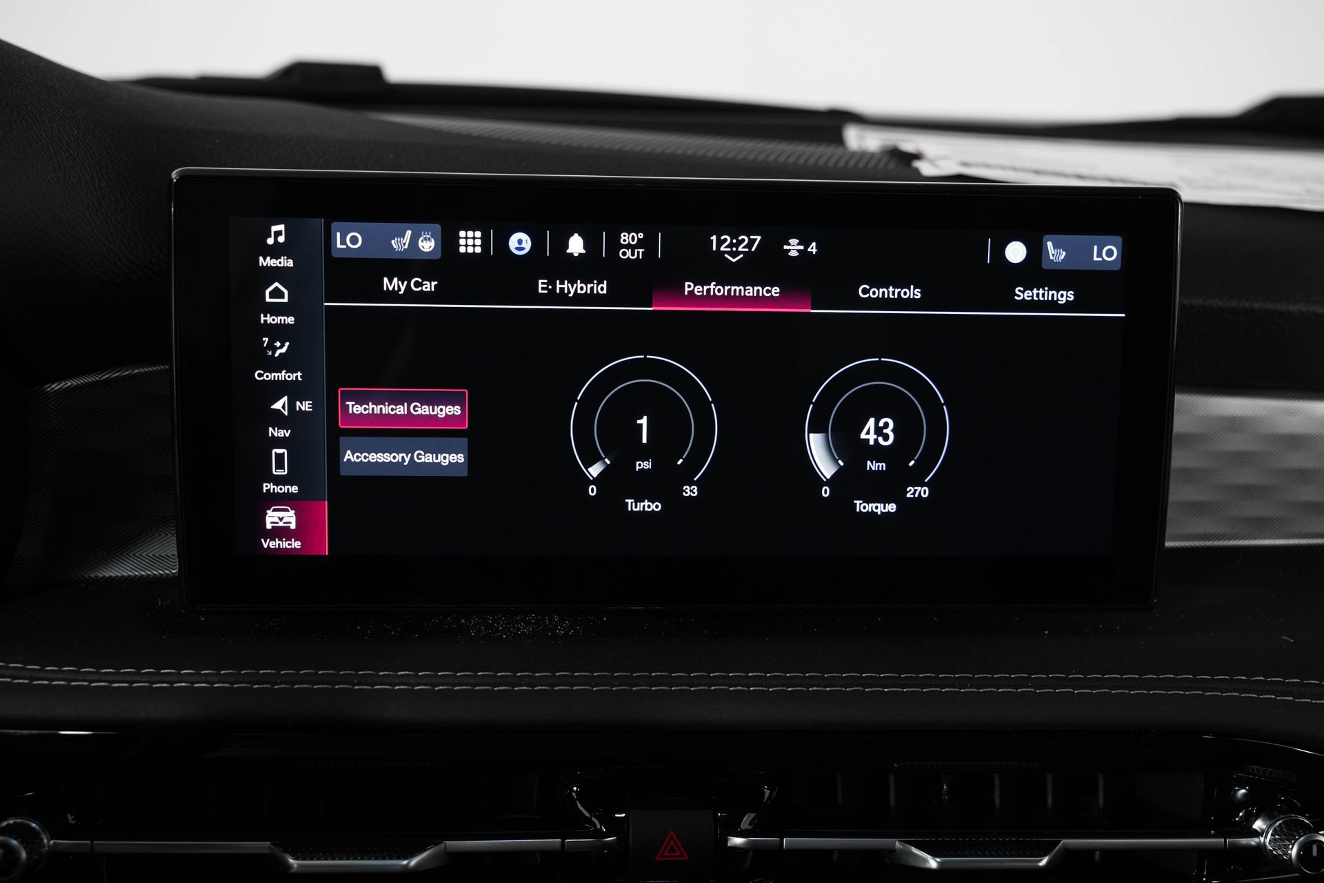 New 2025 Alfa Romeo Tonale w/ Premium Package image 34