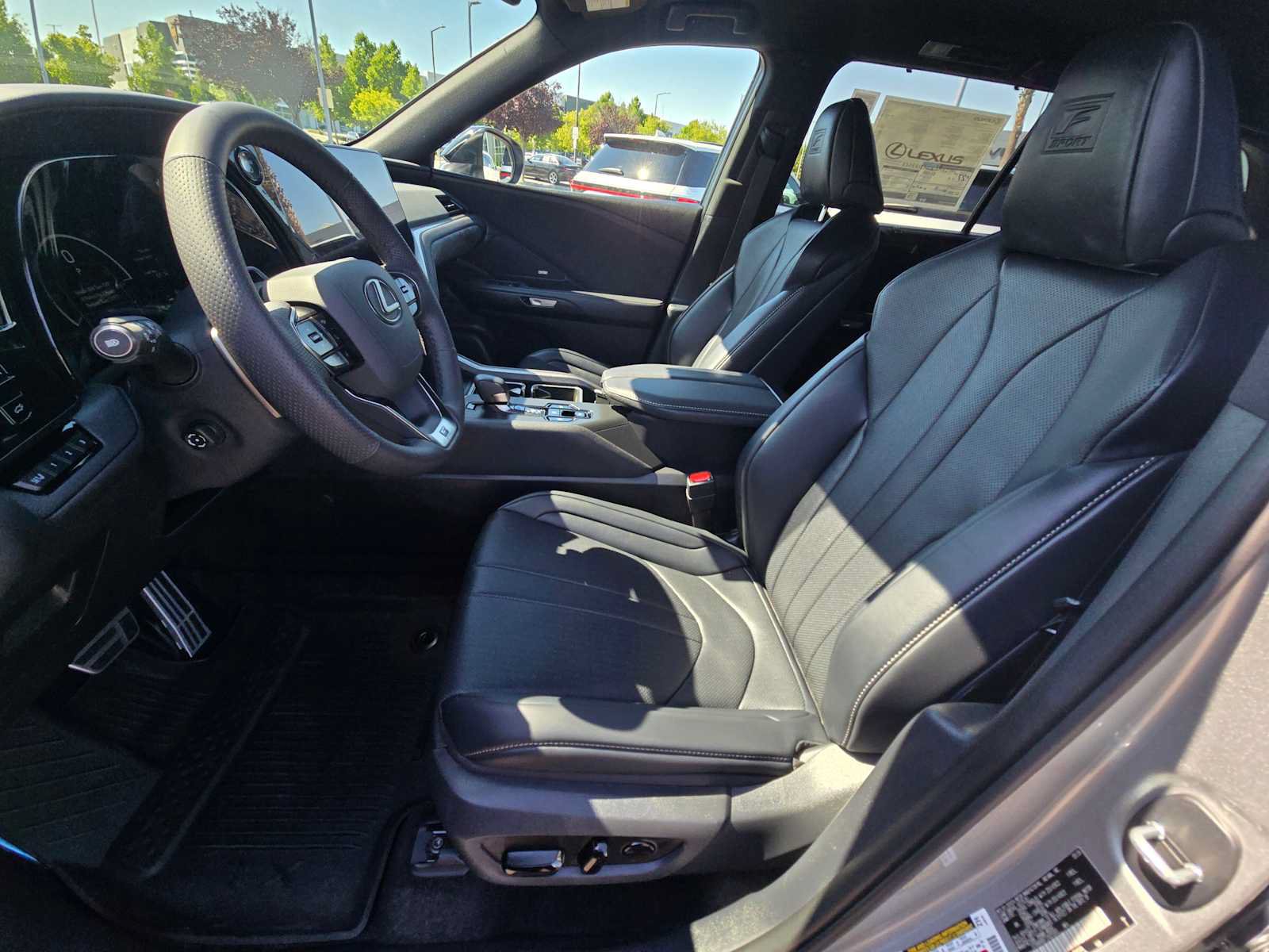 New 2026 Lexus TX 500h AWD image 24