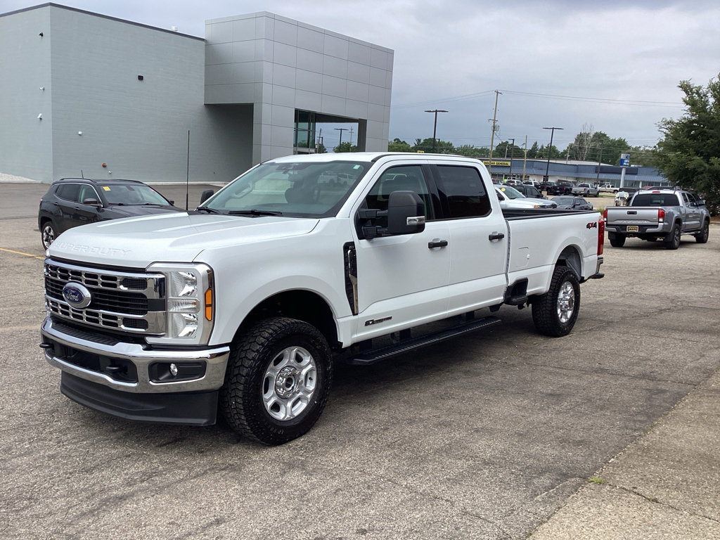 Used 2026 Ford F350 XLT AWD/4WD image 5