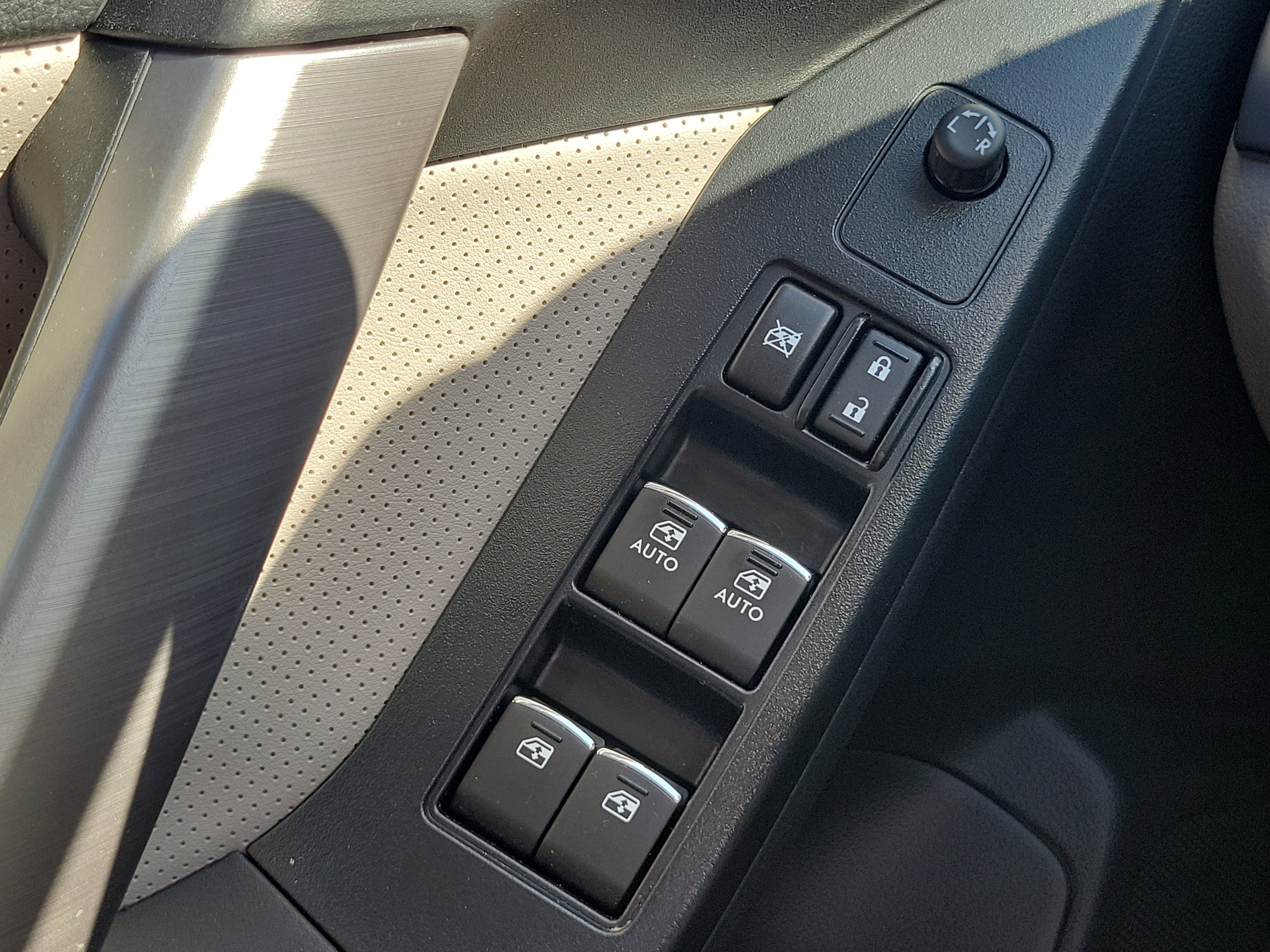 Used 2018 Subaru Forester 2.5i Limited image 25