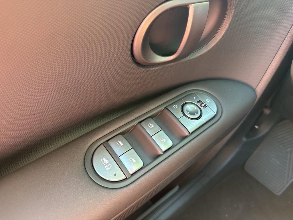 New 2025 Hyundai Ioniq 5 SEL image 32
