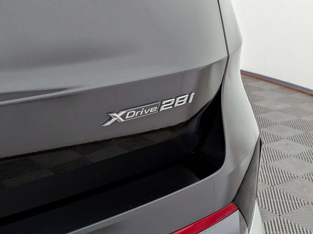 Used 2025 BMW X1 xDrive28i w/ Technology Package AWD/4WD image 9