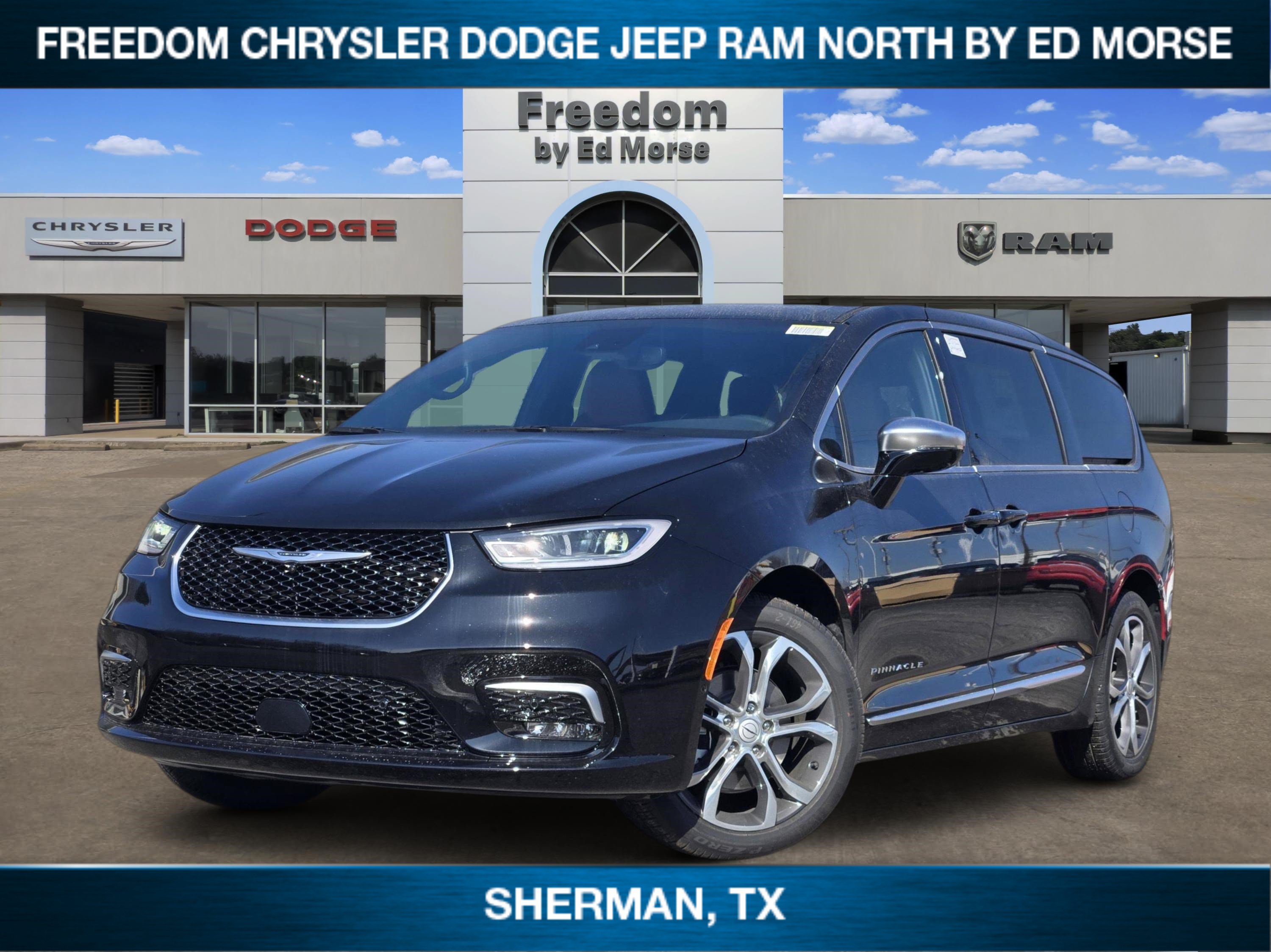 New 2026 Chrysler Pacifica Pinnacle