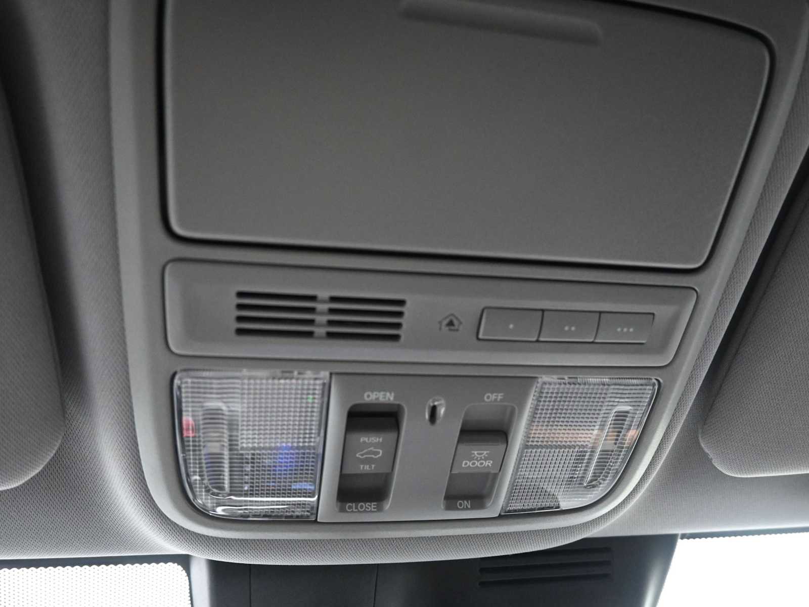 Used 2021 Honda CR-V Touring image 19