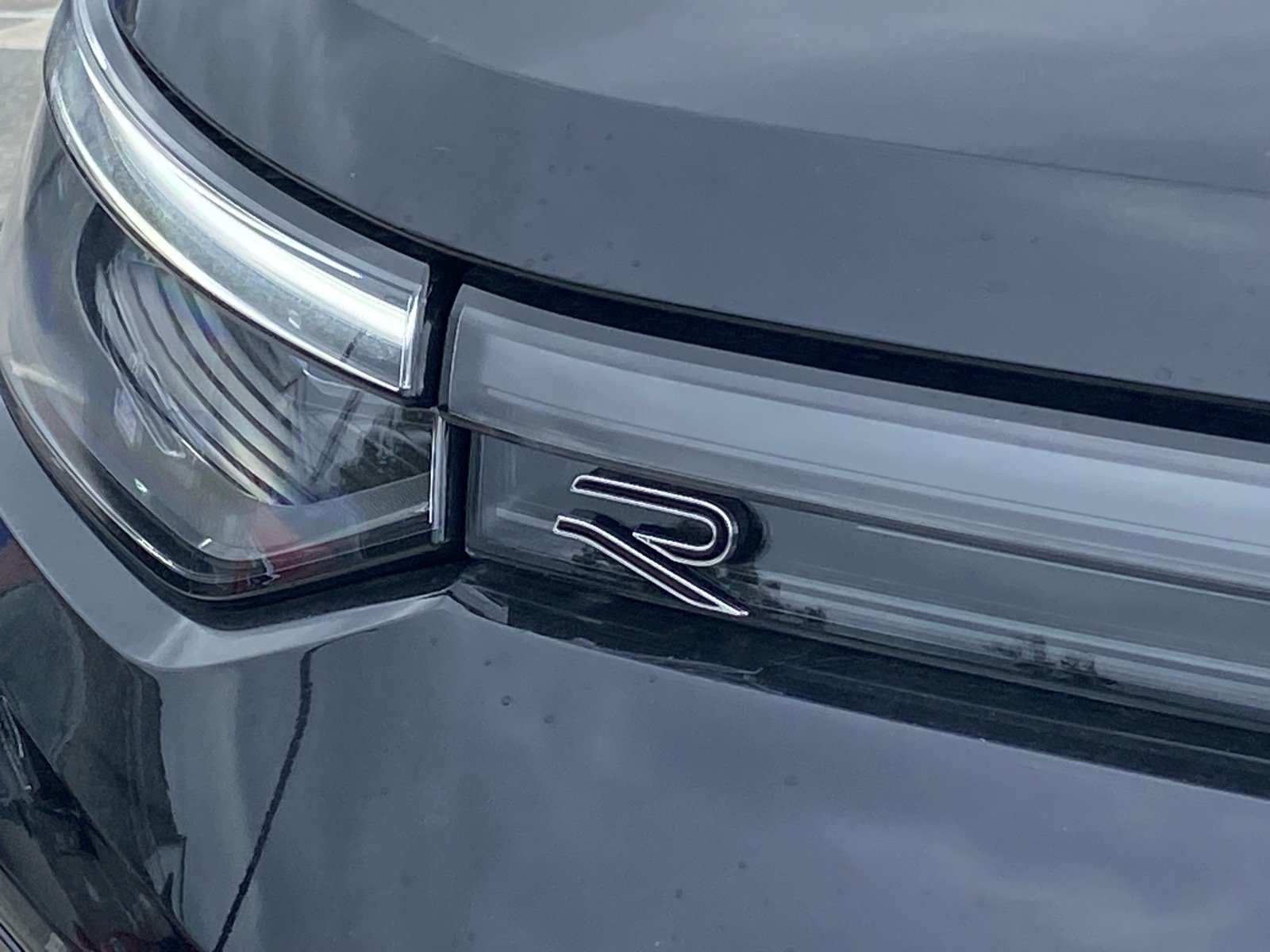 New 2026 Volkswagen Tiguan SE R-Line AWD/4WD image 3