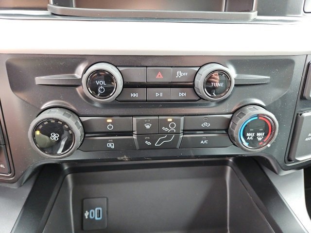 New 2025 Ford F350 XLT image 20