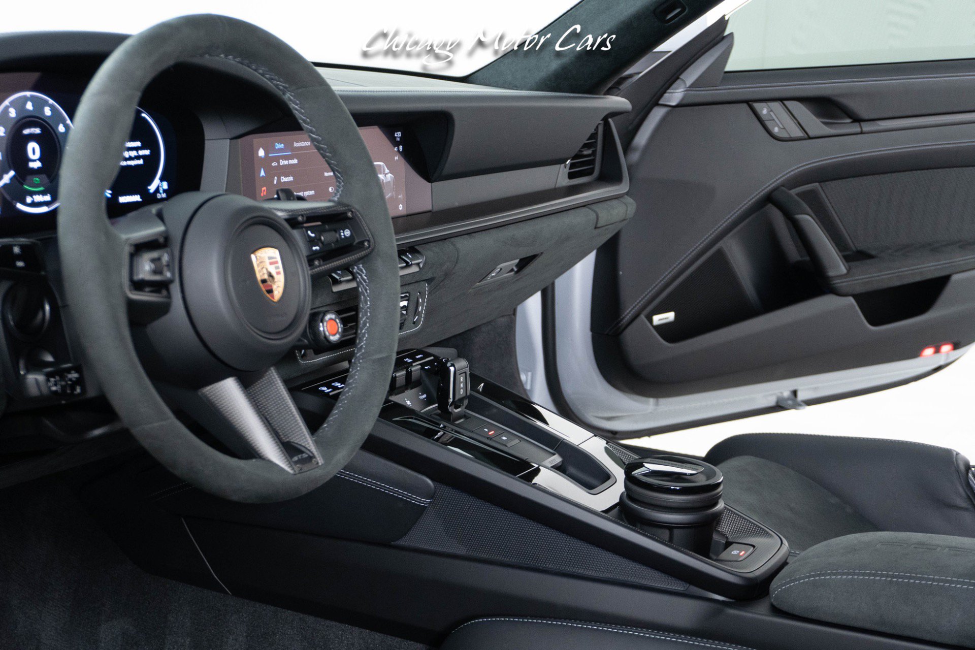 Used 2026 Porsche 911 GTS image 30