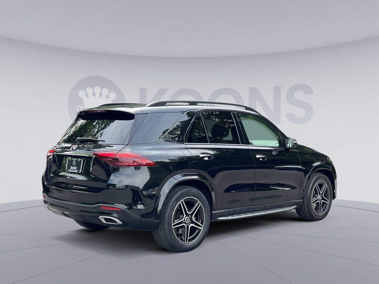 Used 2024 Mercedes-Benz GLE 350 4MATIC image 11