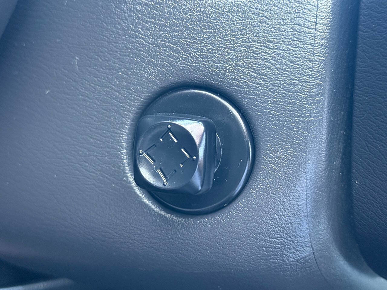 Used 2019 INFINITI QX60 Pure image 38