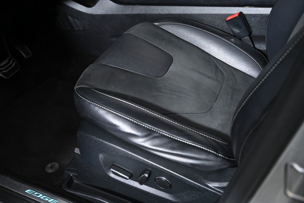 Used 2016 Ford Edge Sport w/ Equipment Group 401A image 24