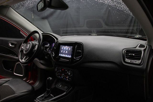 Used 2020 Jeep Compass Altitude image 15