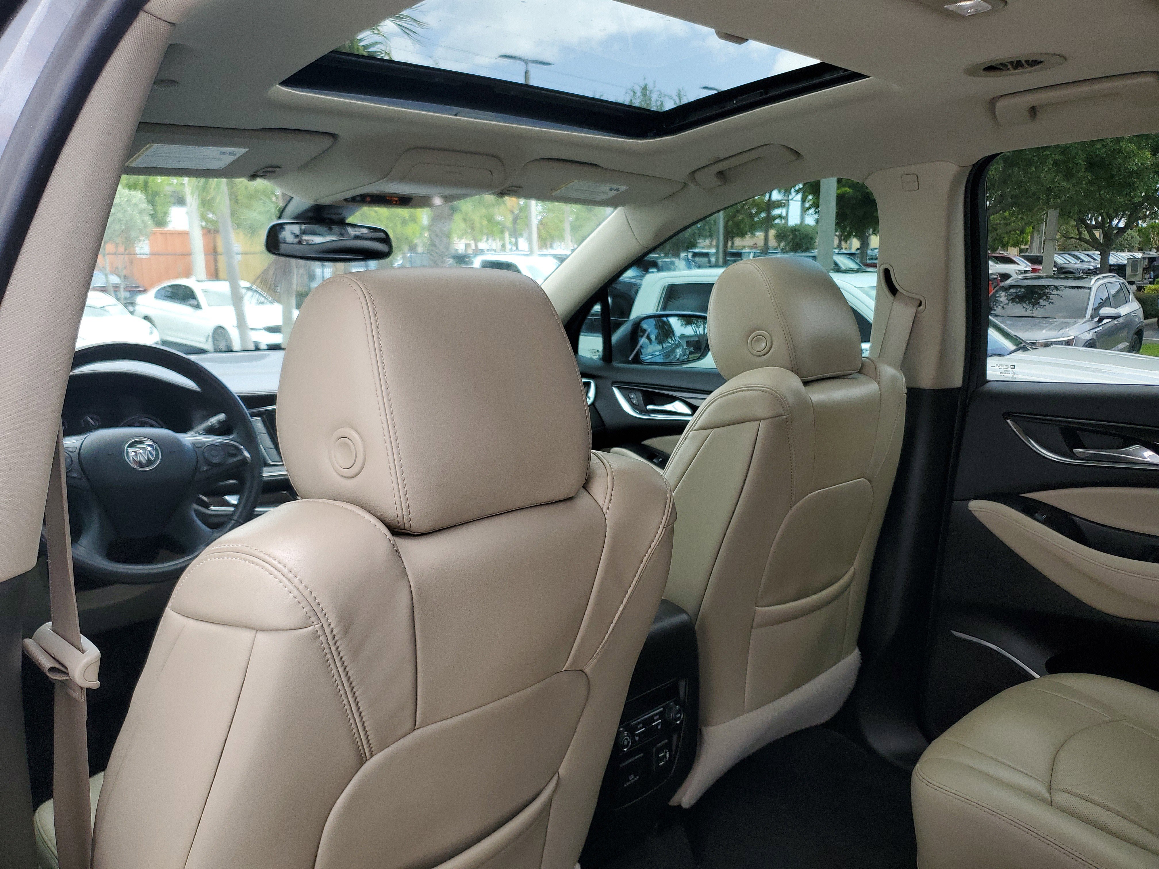 Used 2021 Buick Enclave Premium w/ Sun and Sites Package image 12