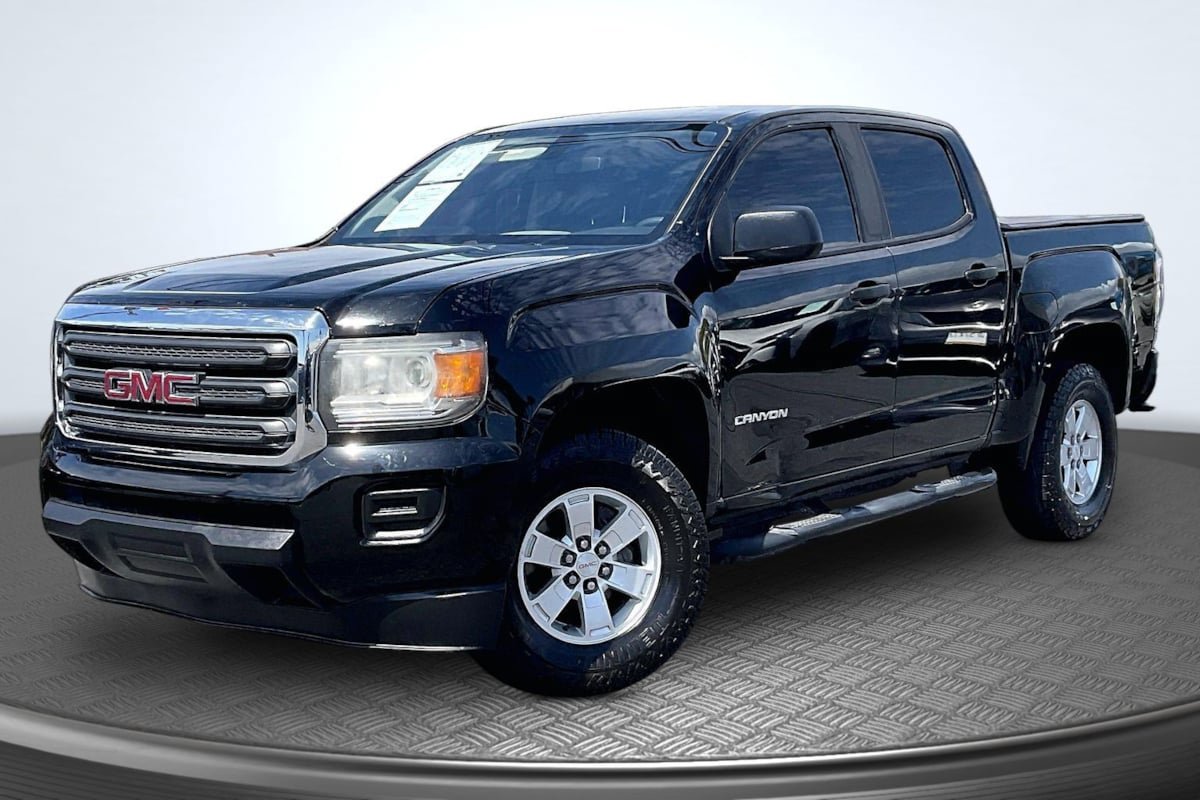 Used 2018 GMC Canyon 2WD Crew Cab w/ Convenience Package image 12