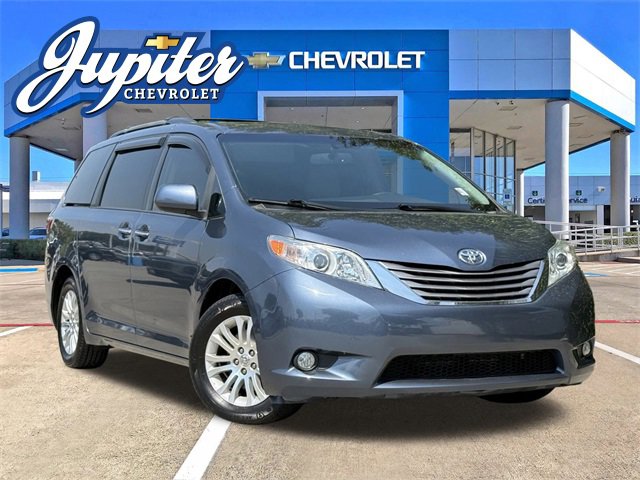 Used 2016 Toyota Sienna XLE