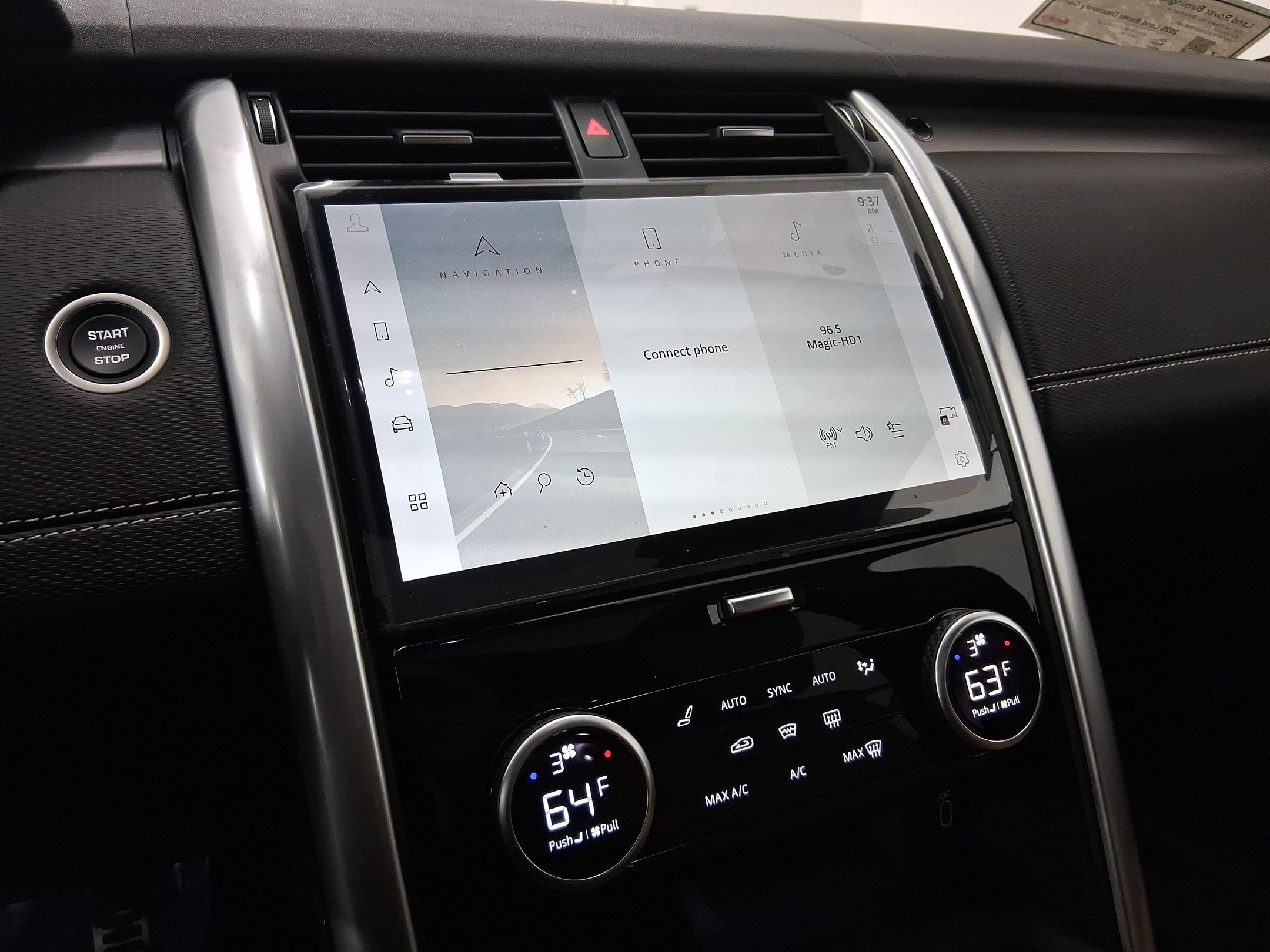 New 2026 Land Rover Discovery Limited Edition image 23