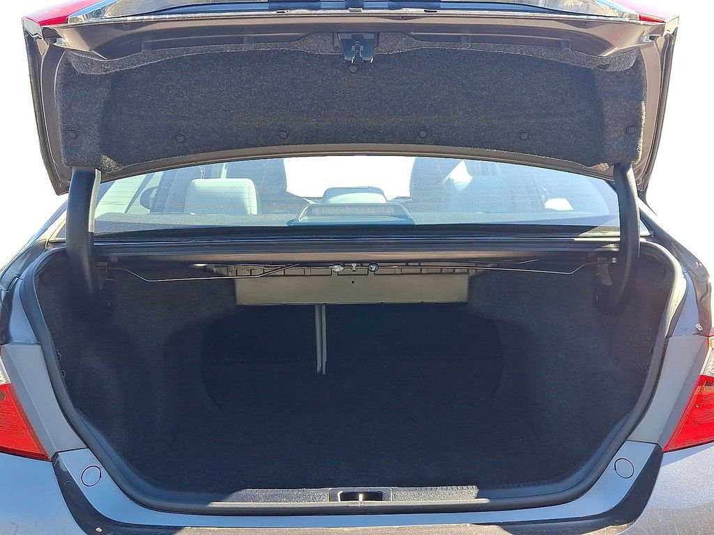 Used 2017 Toyota Camry XLE FWD image 28